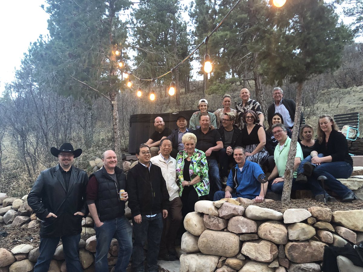 CruiserFrames's tweet image. Our awesome suppliers from China wanted an American barbecue and Cruiser provided! Fun night for all!!  #cruiseraccessories #rocktamers #coloradoliving