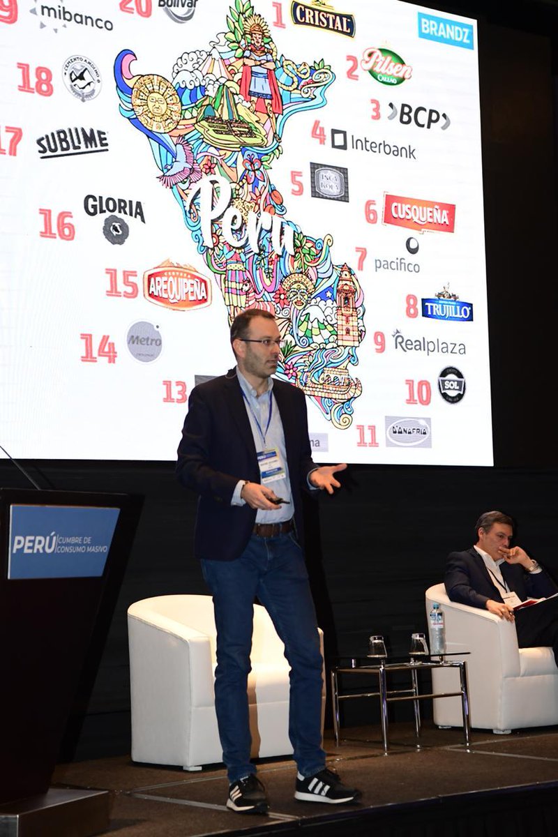 RafaelAlvarez_E's tweet photo. Un honor haber estado hoy en la #CumbreDeConsumoMasivo de @elcomercio_peru y @eldoradoinvest para hablar de estrategia comercial. 140 años de historia de @BackusOficial nos han enseñado mucho y seguimos trabajando para hacer historia por 100 años más #OrgulloBackus https://t.co/NHdo9dlZ3o