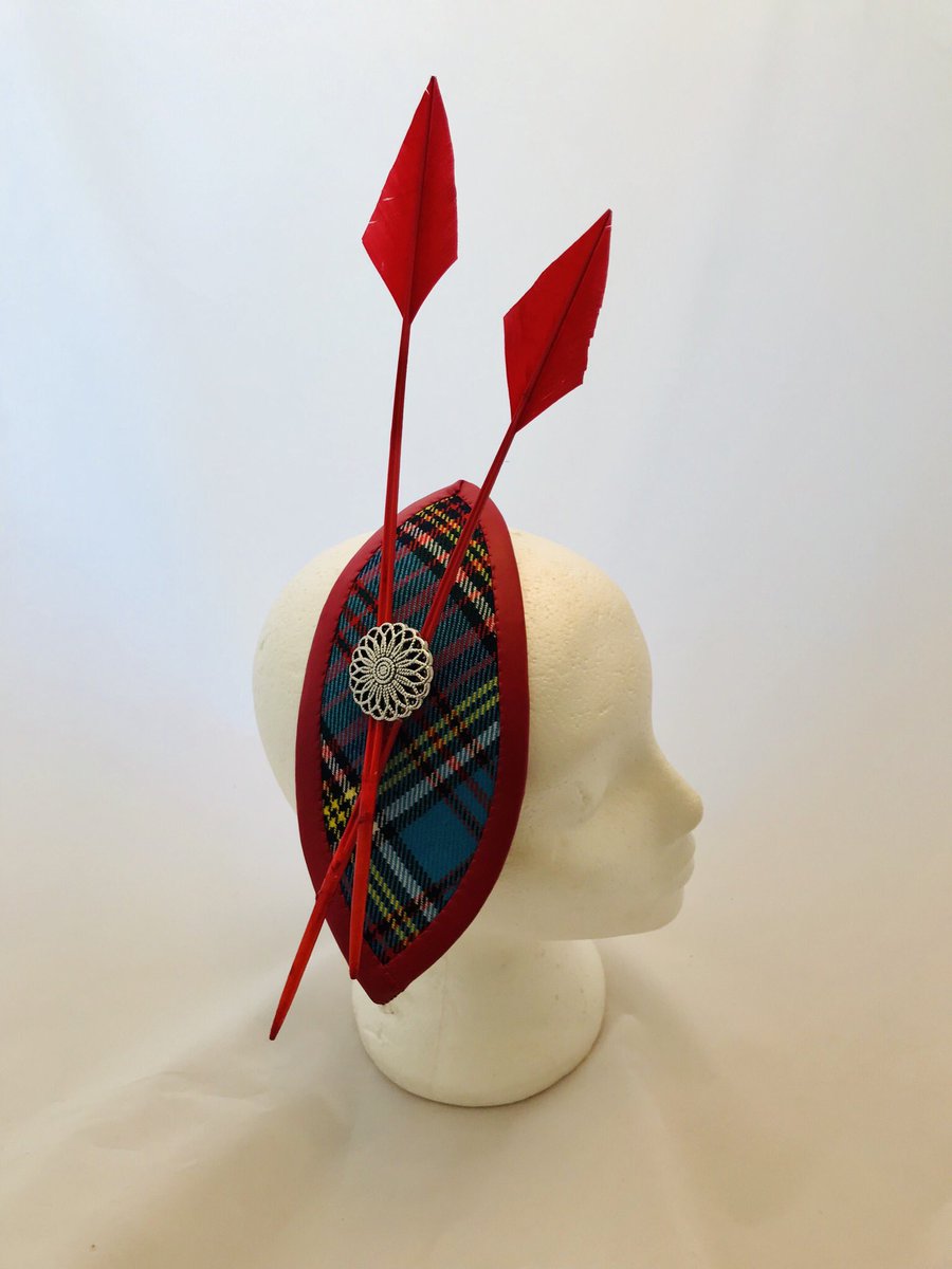 susiehats's tweet photo. Anderson tartan fascinator trimmed with arrowhead turkey feathers. Available now from @JandJScotland in @DeCourcysArcade Glasgow’s West End. #tartanfascinator #madeinscotland #designedinscotland #andersontartan #tartan #tartanhat #scottishmillinery #susiehats #incubecreative https://t.co/eQ1lJembNV