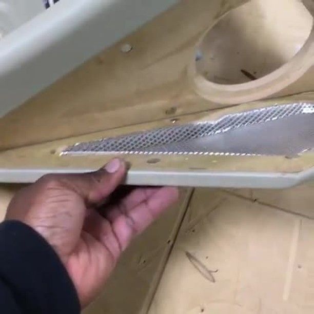 miamicorp's tweet image. Repost via @biggs.designs: "A cool trick I learned from watching Jeremy Carlson many years ago."
#biggsdesigns #tricksofthetrade #autosound #soundsystem #customcaraudio #diyaudio #caraudio #carstereo #caraudiosystem #customdoorpanels #tipsandtricks” buff.ly/2GcTpic