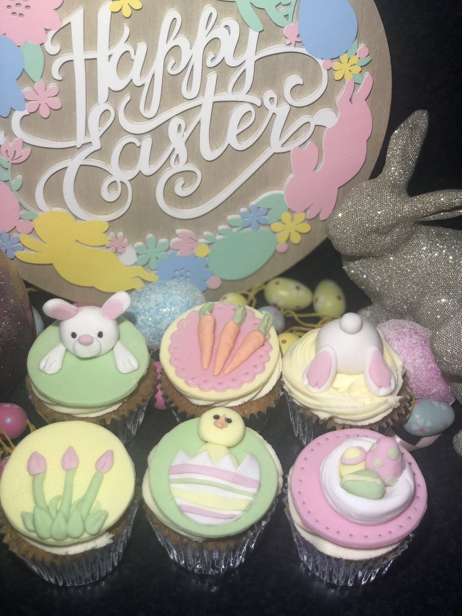 bcbakes's tweet photo. E A S T E R   C U P C A K E   W O R K S H O P 

Learn how to beautifully decorate 6 cupcakes with us on Thursday 18th April - the day before Good Friday! These will make the perfect Easter treat to share with your family 🐣🥕🐰🌷🧁🐣🥕🐰🌷🧁🐣🥕🐰🌷🧁 https://t.co/YRESHzHmkd