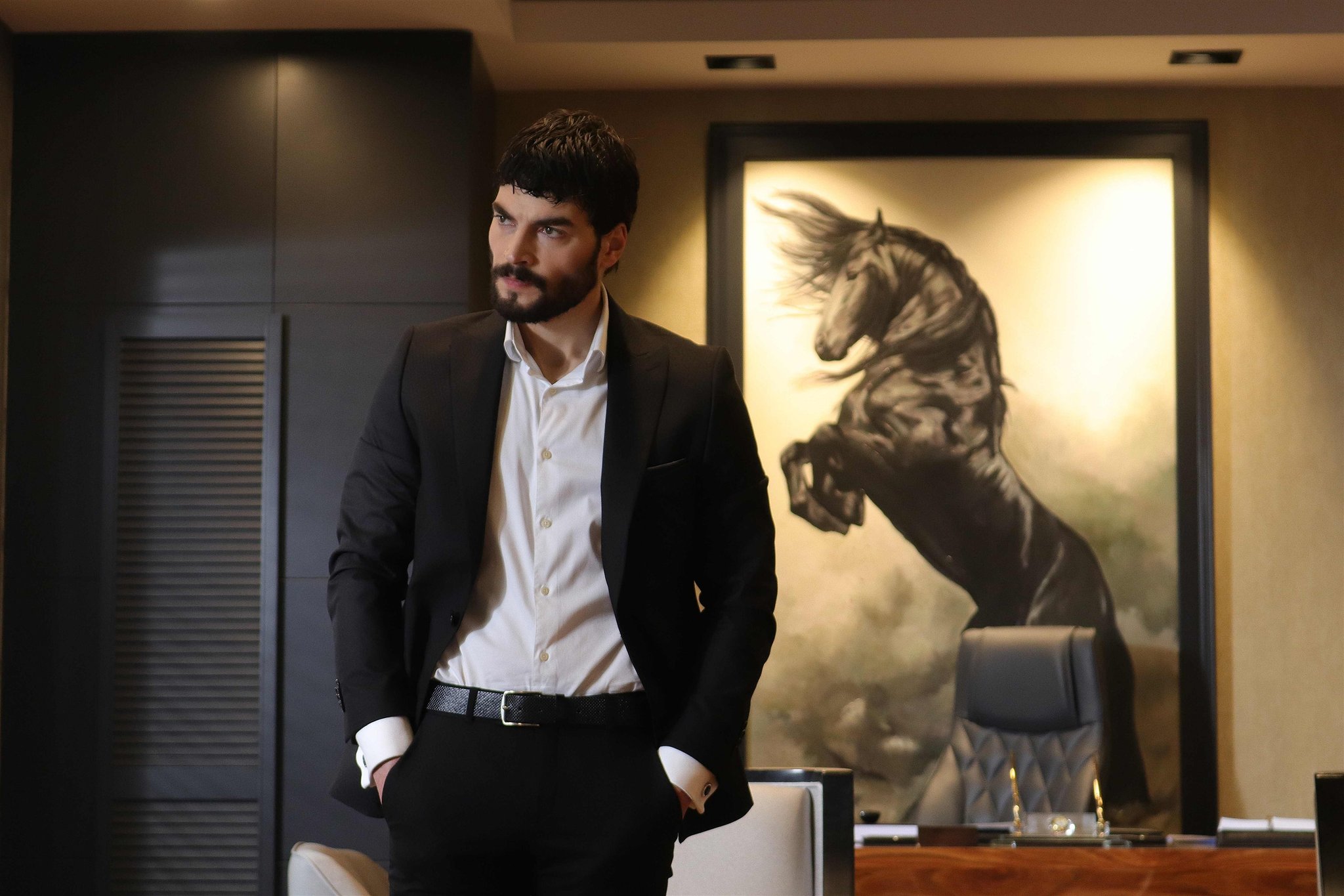 dizicibaĞyan on Twitter: "5. #Hercai https://t.co/Fl0SHoP9lX" / T...