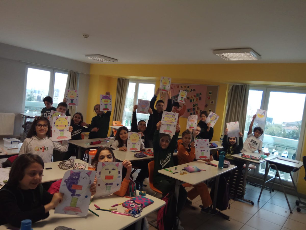 Acıbadem Bilim Doğa Ortaokul Matematik (@acbilim) on Twitter photo 5.sınıflarımızla çokgen ve dörtgenlerin özelliklerini şekil boyama etkinliği ile pekiştirdik.
<a href="/YelizAyin/">Yeliz Ayin Kayalak</a> <a href="/elvin_oven/">Elvin Öven Güçbilmez</a> 5.sınıflarımızla çokgen ve dörtgenlerin özelliklerini şekil boyama etkinliği ile pekiştirdik.
<a href="/YelizAyin/">Yeliz Ayin Kayalak</a> <a href="/elvin_oven/">Elvin Öven Güçbilmez</a>