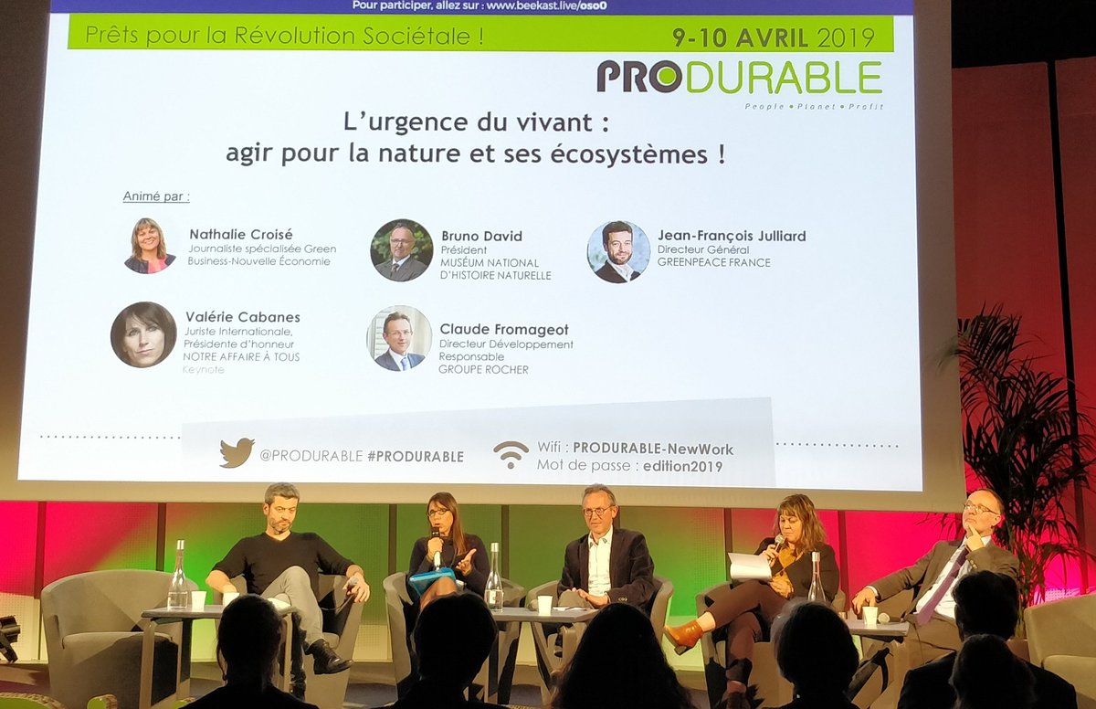 HeleneTeulon's tweet photo. @ValerieCabanes #Produrable2019 propose une responsabilité pénale des dirigeants d'entreprise sur le franchissement du seuil des 2° : cela leur donnerait la capacité de s'opposer aux attentes des actionnaires. https://t.co/4nQeO2aQ8P