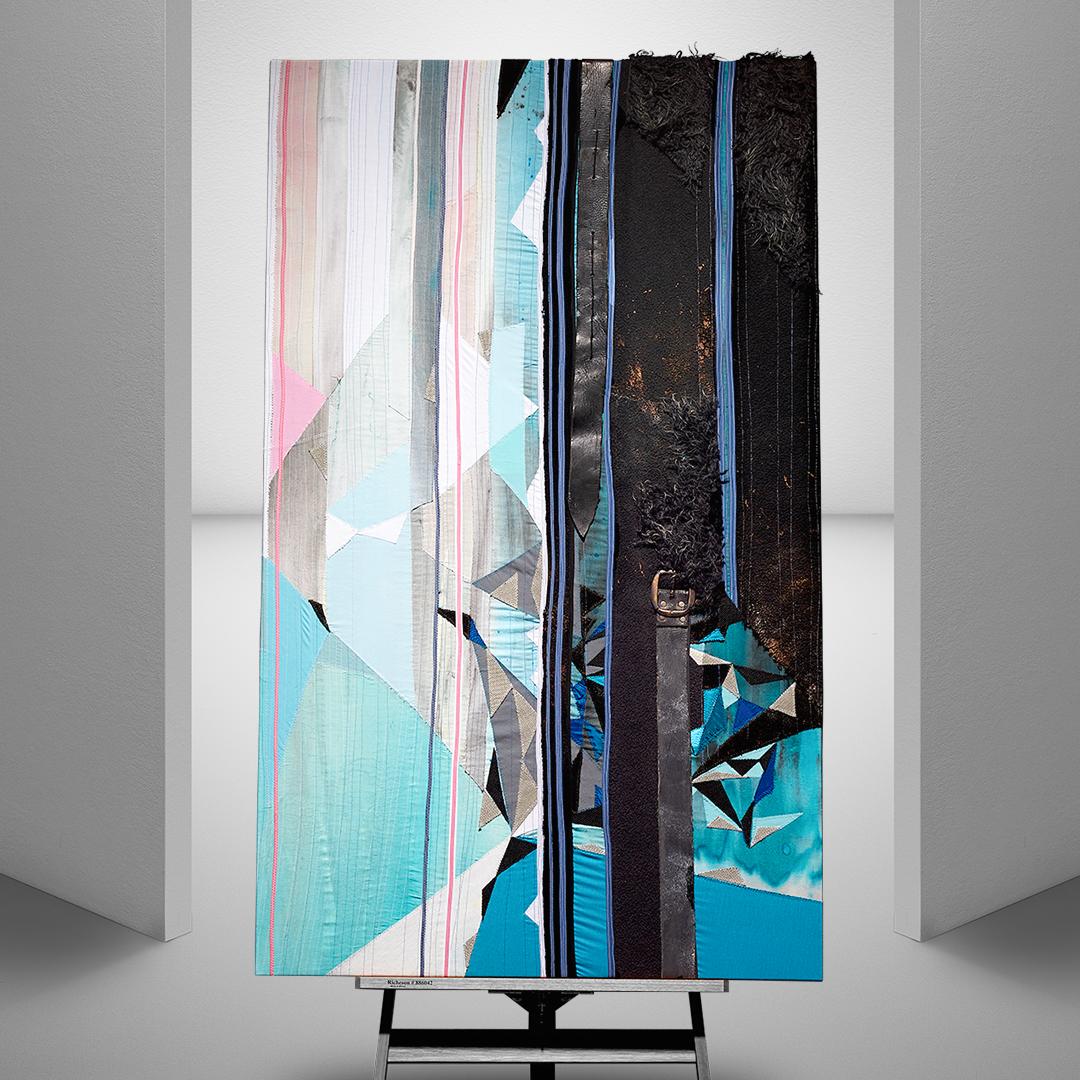 GameOfThrones's tweet image. Ascend the wall. 
The North of the Wall Collection is here. Create #ForTheThrone: itsh.bo/2OYSnJa

White Walker Ice Sword // Okamoto Studio
Dragonglass // Kris Kuksi
Jon’s Lord Commander Cloak // Sarah Symes
Beric’s Sword // Brian Gartside &amp;amp; Precision Neon