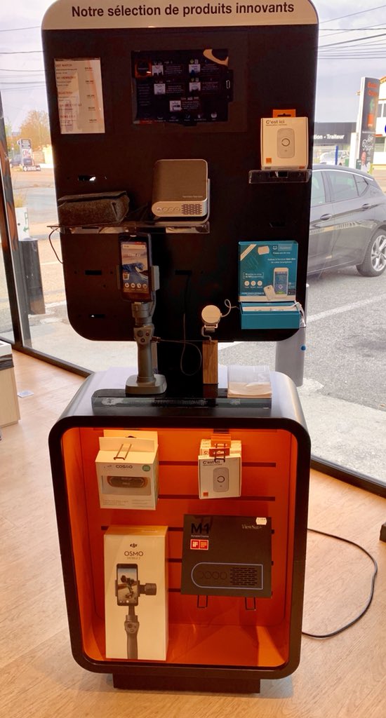 ValerieTherond's tweet photo. Après Marseille, Nice, Cannes, Mougins et Aix, visite des équipes @orange de la Drôme à Montélimar et Valence. Merci à tous pour votre accueil et votre énergie au service de nos clients #FierdEtreOrange https://t.co/w12UeJamwC