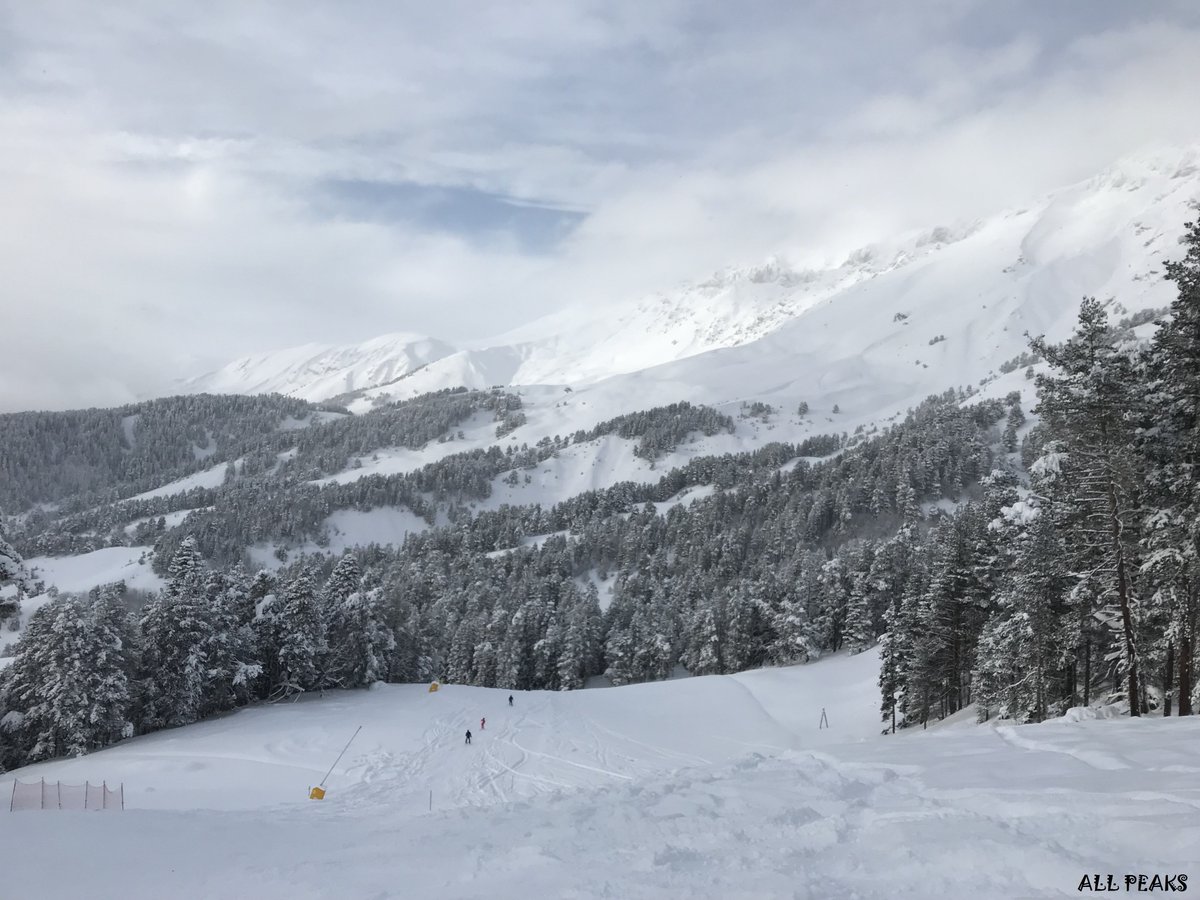 PeaksAll's tweet photo. Russia, Arkhyz, Ski resort "Romantic"🏔️❄️❄️❄️🌲🌲🌲🌲🌲 https://t.co/c4EY0Qf0zZ