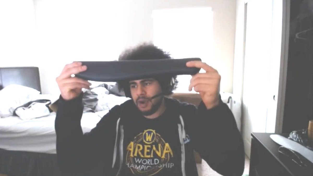 😏 Should we start making headbands? <a href="/Ziqoftw/">Ziqo</a> would look good, that's for sure.