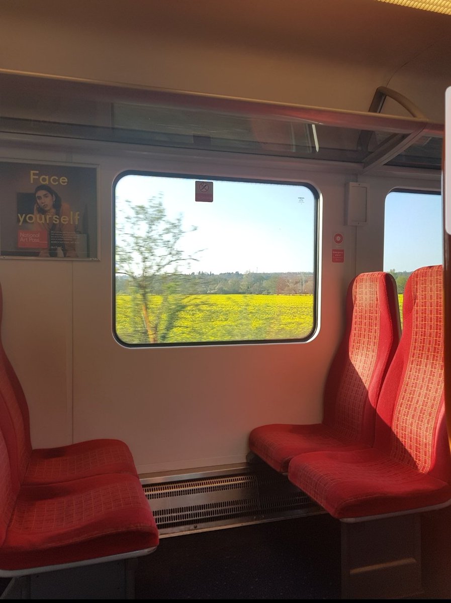 Jan_Parsons71's tweet photo. En-route to @TheJazzCafe.
@musicforrobots and @WestEndCoast - cannot wait!
@GFullerTweets see you there :)
#musicismylife #livemusic #mfrobots #younggunsilverfox #amwaves #musicforrobots #realmusic #musicfan #trainlife https://t.co/X2EhBODWPd