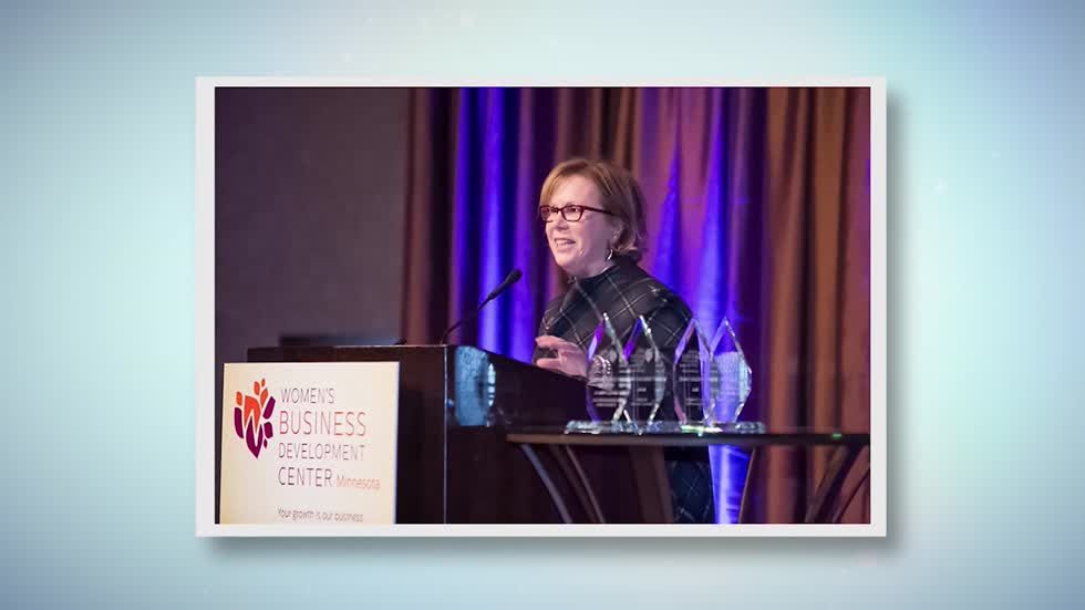 TCNChicago's tweet photo. #TCNMember Emilia DeMenco, President &amp; CEO, Women's Business Development Center shares her mission to support and accelerate business development and growth for women and minorities. #whatittakes

https://t.co/7xK4oTwZtM https://t.co/LvQ3P5Ejlc
