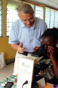 acdivoca's tweet photo. Above &amp; Beyond: @DukeU professor Dr. Khalid Hameed brought a HEPA filter &amp; air blower with him to Ghana on a @farmertofarmer volunteer assignment to help the 🍄 farmers he trained create a germ-free environment for cultivation: https://t.co/fzEYs2cRzg 🇬🇭 #NVW @PointsofLight https://t.co/Bgs1t1o1z1