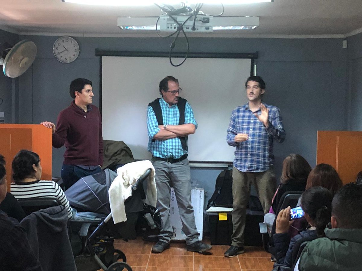 👏🏻 Felicitamos a los usuarios que aprobaron con éxito el curso de “Redes Sociales para el emprendimiento” en <a href="/centroideactiva/">Centro Ideactiva</a> ¿Quieres postular? Ingresa al formulario digital acá 📲 ow.ly/tucB30onuiA #somosideactiva💡