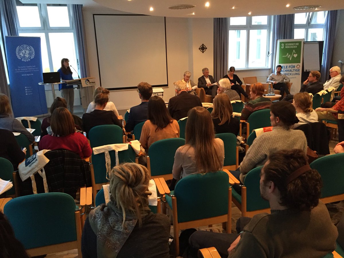 DGVN_de's tweet image. Karolin Seitz @globalpolicy: “der Globale Aktionplan zu globaler #Gesundheit soll für mehr #Koordination sorgen” - das ist aus ihrer Sicht auch dringend nötig angesichts von #Fragmentierung und mangelnder und v.a. nur zweckgebundener #Finanzierung im Gesundheitsbereich
