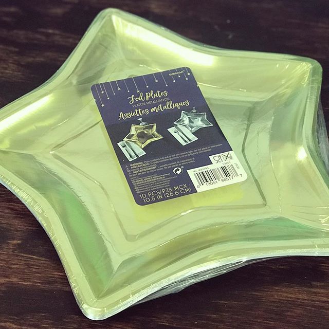 htfps's tweet image. Just added: these absolutely adorable star shaped plates! Perfect for a #babyshower or even to add to your #ramadan festivities! ⭐️💫✨ #star #gold #silver #metallic #doubletap #htfps #hardtofindpartysupplies bit.ly/2GdBo3g