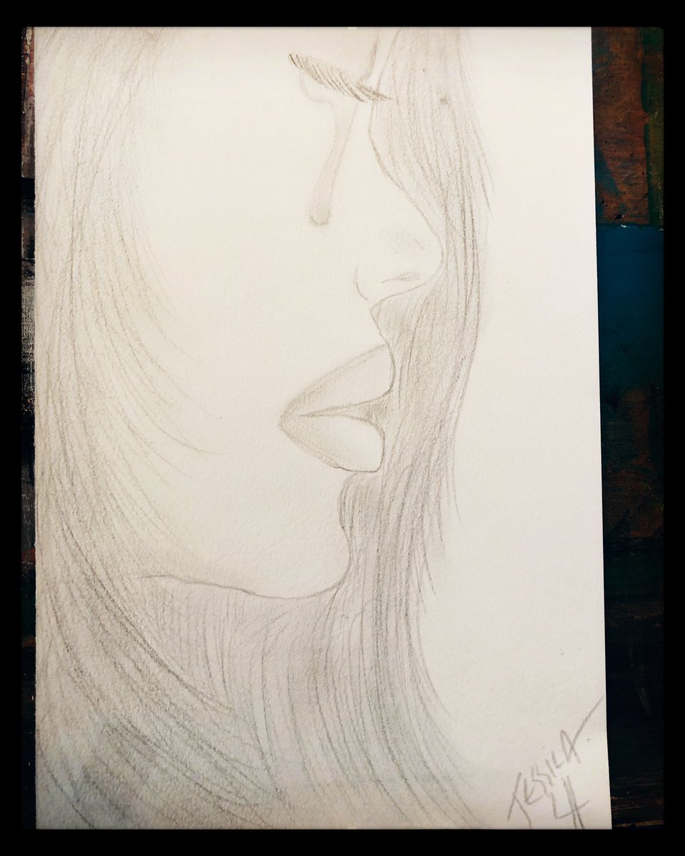 Jessica91447516's tweet photo. My sketch in 6 minutes 💖 https://t.co/KwMSgFC554
