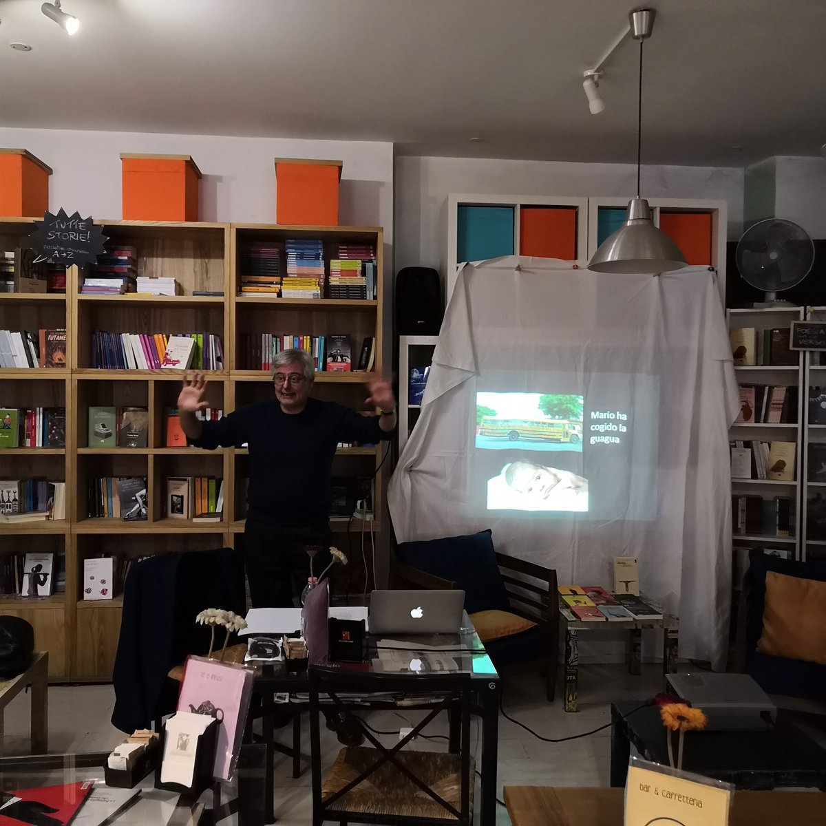 .<a href="/club_dante/">Bruno Arpaia</a>: Cervantes ha preso tutti i generi letterari e li ha messi nel Don Chisciotte. Per questo non veniva preso sul serio. Oggi si dice che Cervantes non avrebbe vinto il premio Cervantes.
#SalTo19