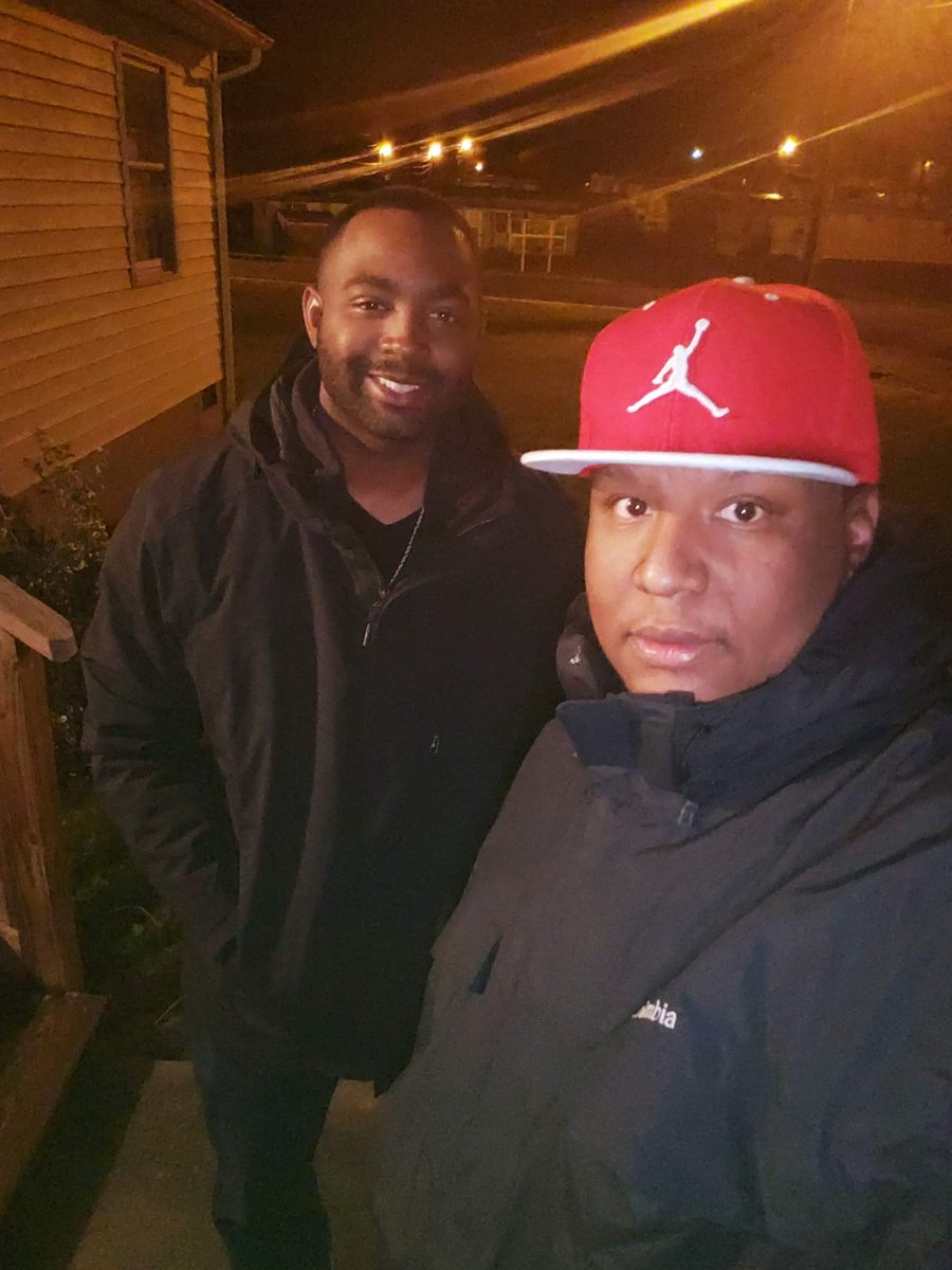 2shotsof_Dupree's tweet image. #NationalSiblingsDay my bradda! @rmartin0053