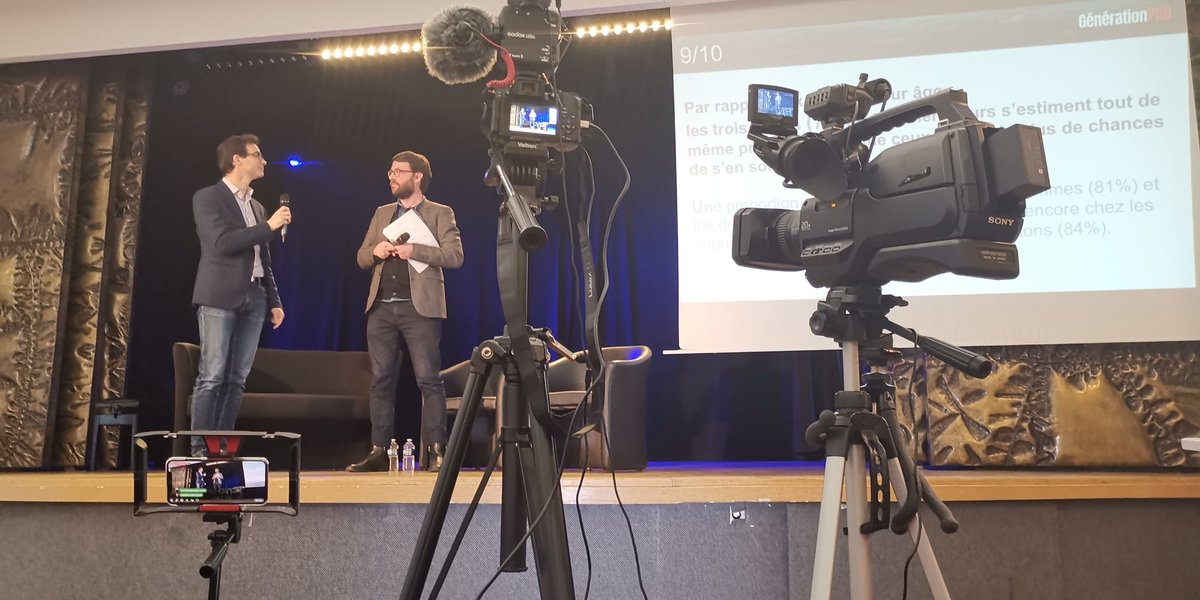 CoworkChannel's tweet photo. 👩‍💻🎬Participez et posez vos questions en #direct sur #Facebook et #Youtube de #coworkingchannel Officiel au #grandébat pour la valorisation de la #Recherche organisé par @Okay_Doc #innovation #science #doctors #Chercheurs https://t.co/N0rU3NVSqG