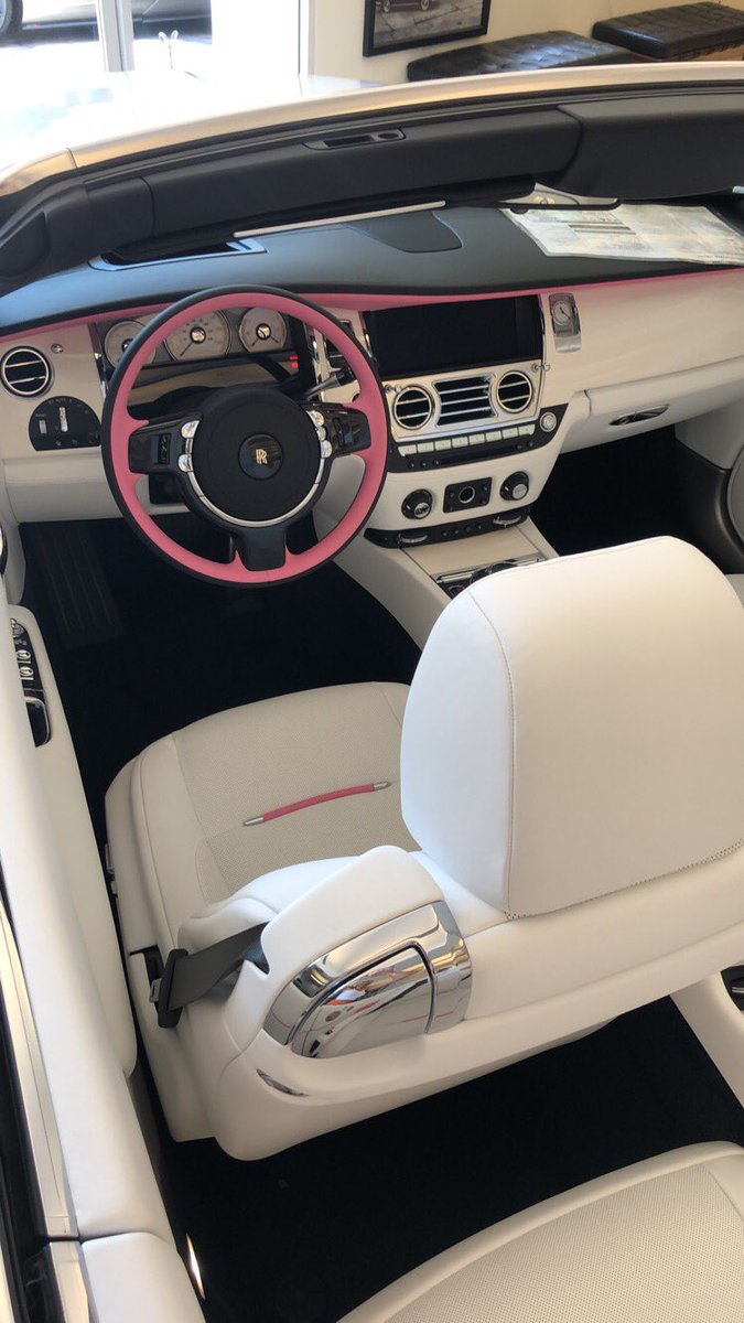 I’m not getting this but look how cute 😭