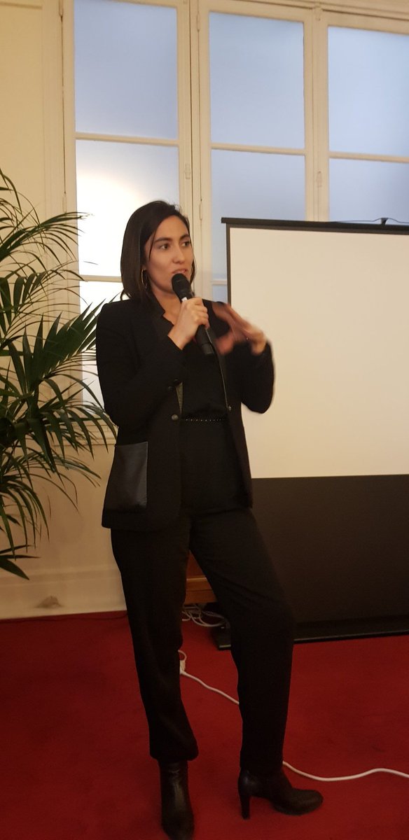 Paula Forteza tweet media