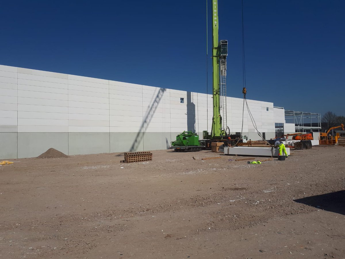 Zo zou elke bouwplaats eruit moeten zien! Complimenten aan aannemersbedrijf Niehof uit Lattrop.  Nieuwbouw #perfon te #Goor.....