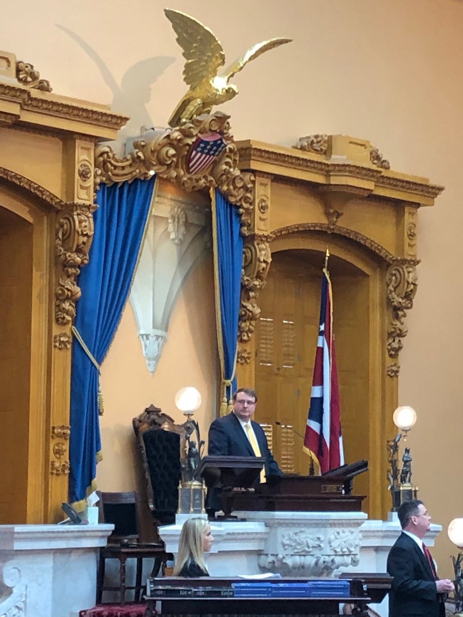 Sante_Ghetti's tweet photo. Thank you @LarryObhof @bobpetersonfarm for recognizing ⁦@GCPartnership⁩ ⁦@COSEsmallbiz⁩ members on the floor today.  ⁦@OhioSenateGOP⁩ ⁦@OhioSenateDems⁩ #coseAtcapitol https://t.co/80XVB80hU2