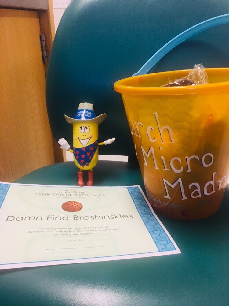 At least we won something 😂 <a href="/SunnyShin18/">Sunny Shin</a> @jess_doerner <a href="/antoniabass/">Antonia Bass</a> @Natasha03844805 <a href="/BrodskyIgor/">Igor Brodsky</a>