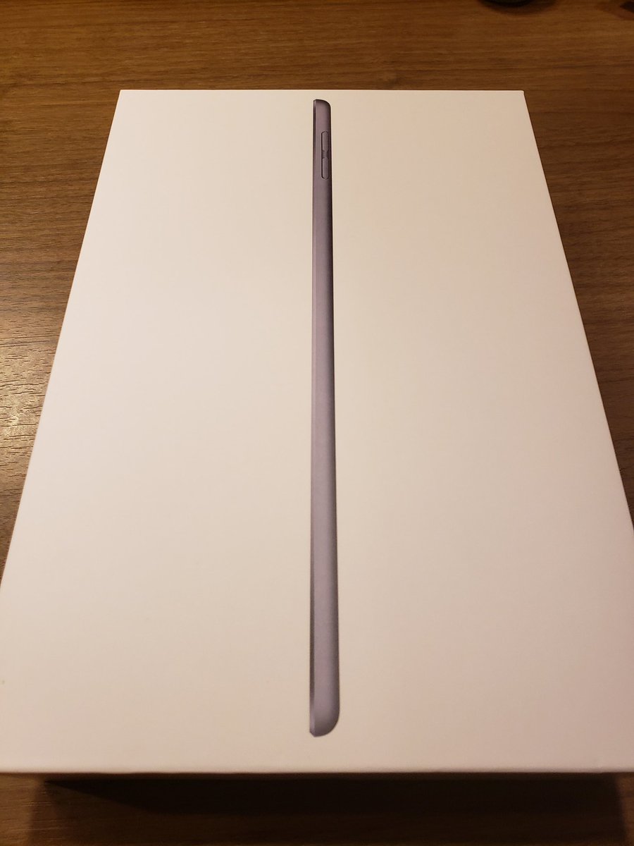 RX178typeZERO's tweet photo. 気がついたら手元にあった
#iPadmini2019
#iPad
#平成最後の端末 https://t.co/75WnNILoYg