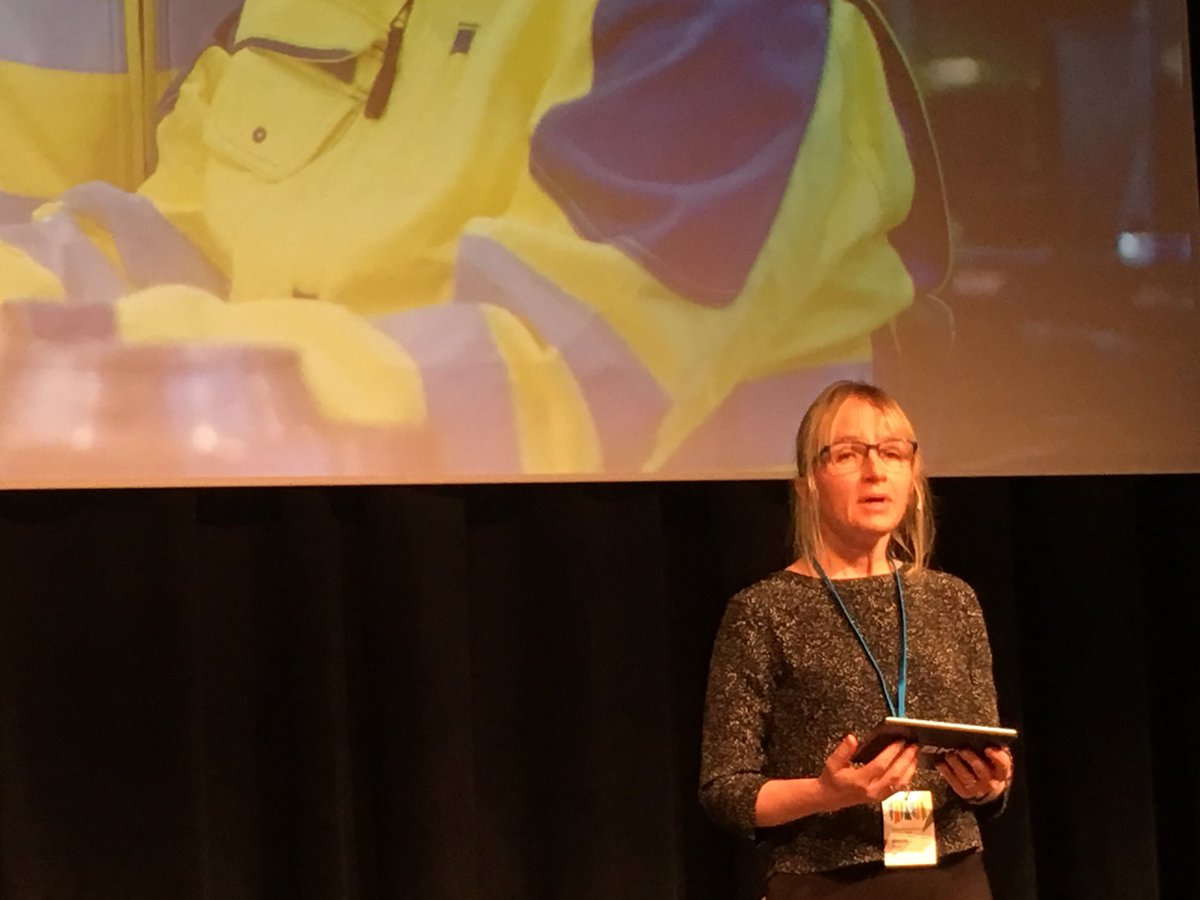 «Vi trenger samarbeid, og vi trenger vilje». Personlig og engasjerende ⁦<a href="/HillandJannicke/">Jannicke Hilland</a>⁩ ⁦@BKK_konsern⁩ om elektrifisering av Bergen, Norge og Verden. #fornybarkonferansen ⁦<a href="/BergenChamber/">Bergen Næringsråd</a>⁩