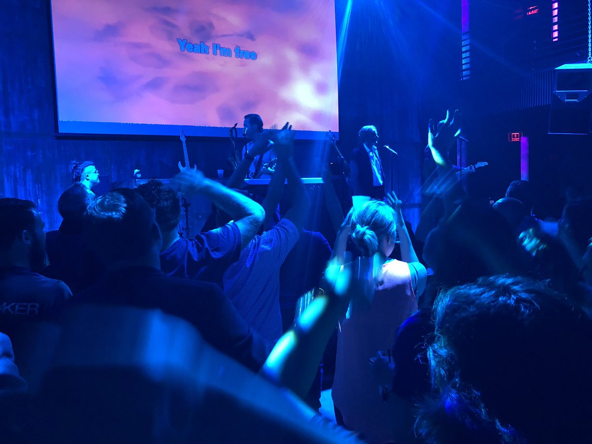 ConsensusPoint's tweet image. Thank you @zappi_io and @voxpopme! Freefalling in #austin #iiex