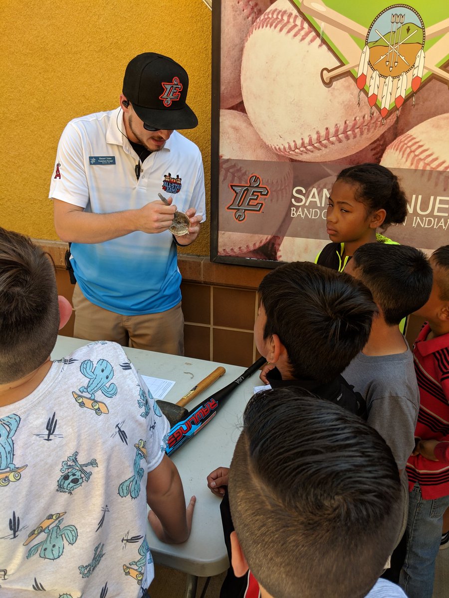 Lucia Marinez tweet media