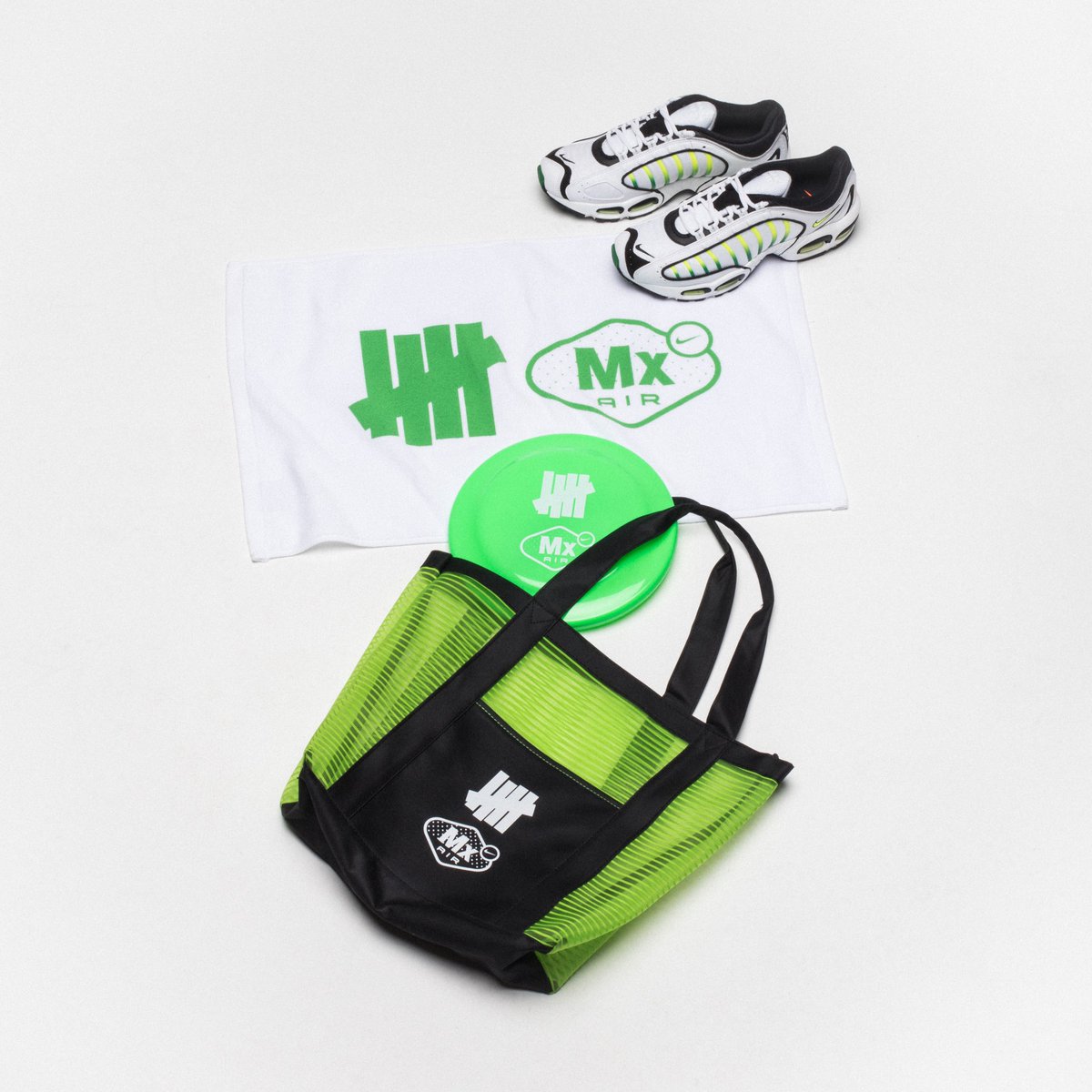 undefeated fanny pack