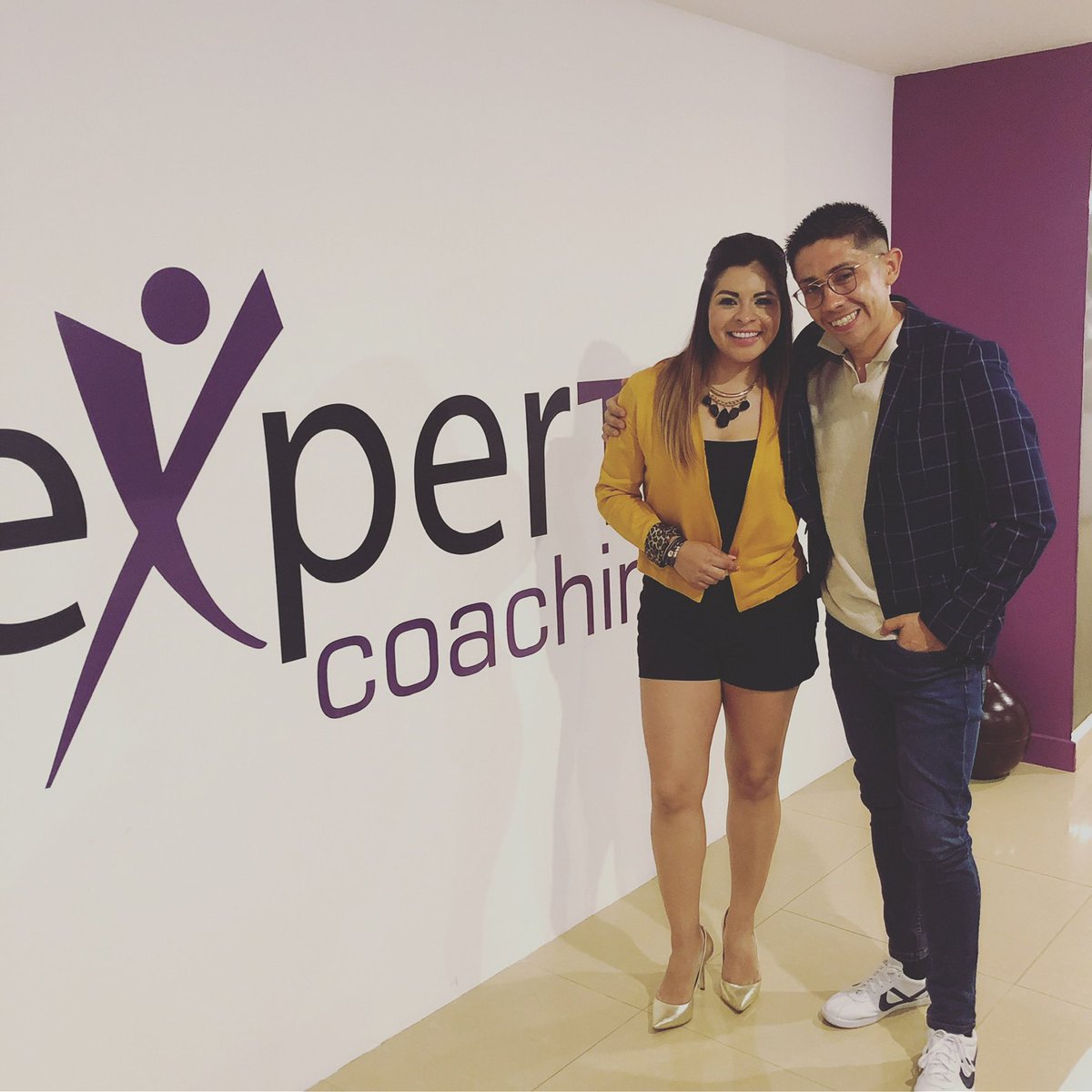 dayanebaca's tweet photo. #EnEntrevista @pelcastre_photo nos habló sobre los secretos para ser y contratar a un buen fotógrafo profesional hoy en día 👉 https://t.co/dc8nRLFqq9 #expertv #expertvwoman #eldiaquedecidiemprender #events #meetings #shootings #weddings https://t.co/MKspfhqLLj