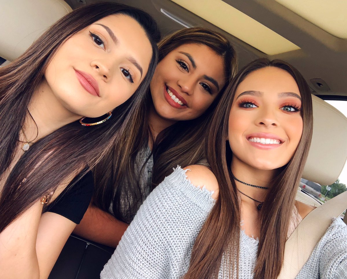 Can’t wait to be with my girls this weekend 💗🤪🤩