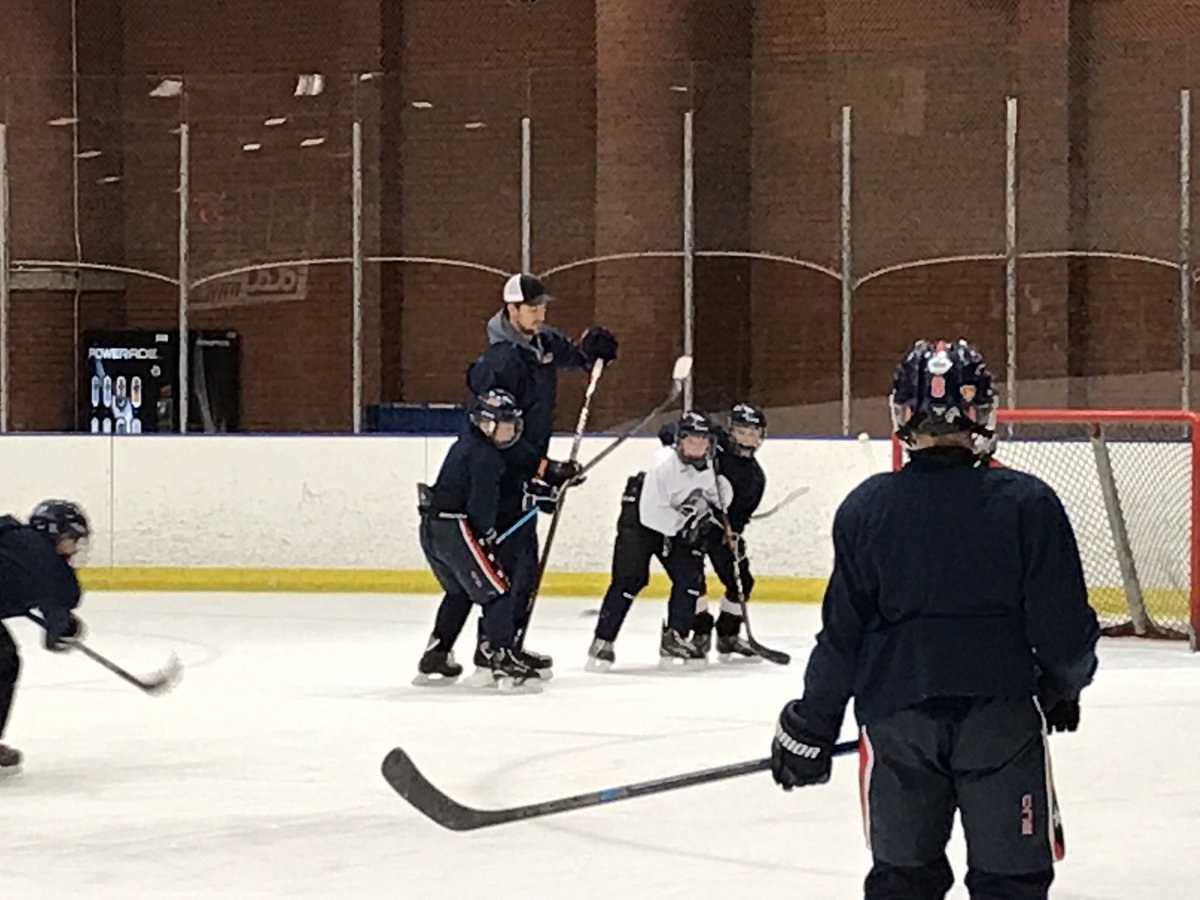 NASSelects's tweet photo. Thanks to @EdmontonOilers Alex Petrovic for joining the 2008 NAS Snipers at practice tonight. Alex is a NAS alumni as he played in the NAS program for 5 seasons! #NASPRIDE https://t.co/SdUaSkeoji