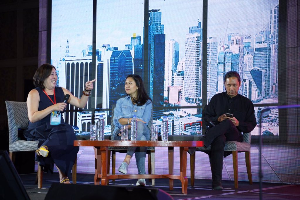 4AsPhilippines's tweet photo. There are two sides to every story, now you can listen to both. Creatives and Clients join forces to share tricks of the trade! #CreativeFest2019 https://t.co/lo5xe4QtyO