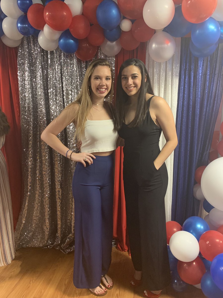 sammperez04's tweet photo. As my best friends head onto the next chapter of their lives, they pass their baton onto us✨ https://t.co/JIrMqKMdh0