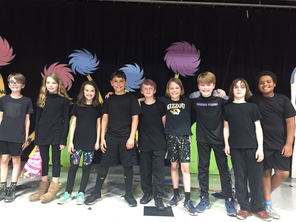 Proud teacher!! #prairie5thgraders had their musical performance tonight for their families. Hard work really does pay off!! They rocked it! <a href="/kris10shipp/">Kristen Jones</a> <a href="/prairie512/">Prairie Elementary</a>