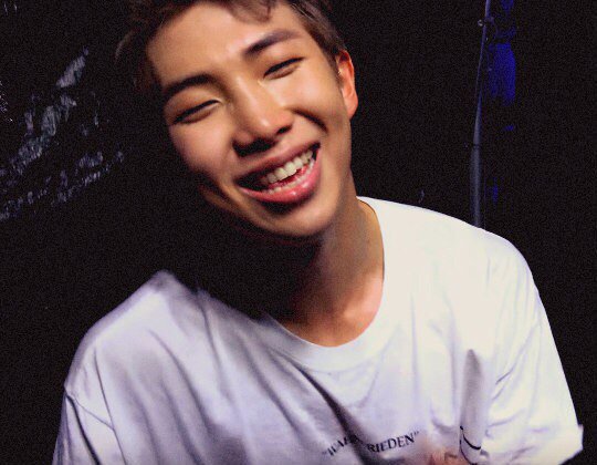 killlmeeplease's tweet photo. #BBMAsTopSocial @BTS_twt https://t.co/3dffpzWjtZ