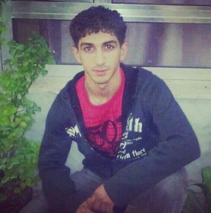 Mohammad Al-Nasser is one of the executed Saudi young men 2 days ago. During interrogation, he was deprived of sleep for long hours & hit with shoes on his face & with electricity cables. He was threatened to fabricate a case against his father of he did not confess!!