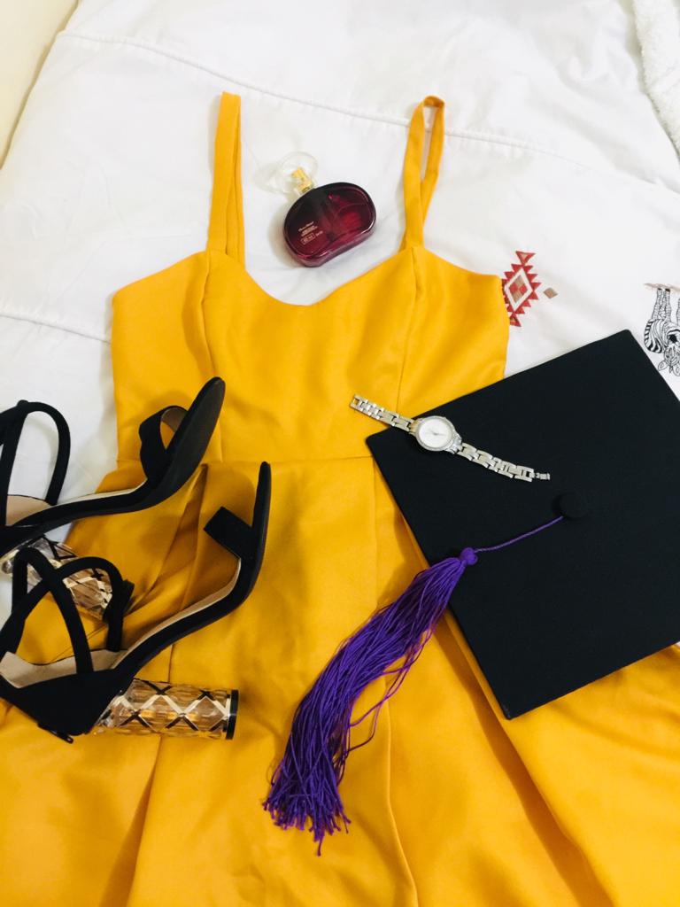 Yatalenii's tweet photo. It's time πππ
#unamgraduation2019 #southerncampus https://t.co/H6FQkKPjuI