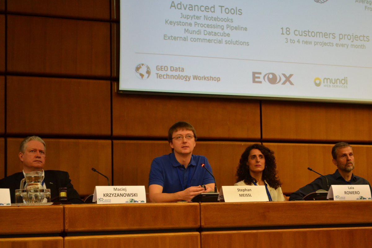 GEOSEC2025's tweet image. Stephan Meißl (@Schpidi) of @eox_a presents
 at #GEOdatatech: &quot;Through @mundiwebservice, working with remote sensing data on the #cloud is made easy for everybody&quot;, including for #AnalysisReadyData and @CopernicusEU #Sentinel #ARD.&quot;