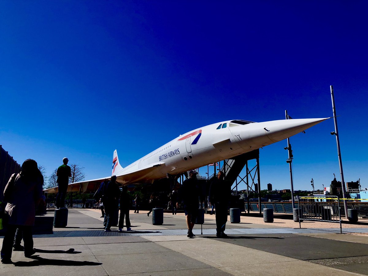 Tom Young tweet media