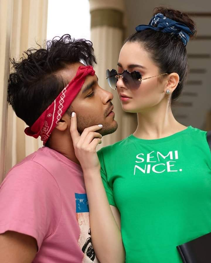 Celebcentralpk's tweet photo. #ThrowbackThursday to the #BeOneShopOne shoot. starring our fav cuties, #HaniaAamir, & #AsimAzhar.
#OnePk #FashionPhotography #SpringCollection #Actor #Singer #CoupleGoals #Couple #Chic #Entertainment #PakistaniCelebrities #CelebrityCentral https://t.co/q40QWxfM4t