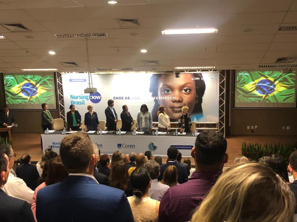 abrenfoh's tweet photo. A ABRENFOH esteve presente na Cerimônia de Lançamento Oficial da Campanha Nursing Now no Brasil, realizada nesta quarta-feira 24 de abril, em Brasília. #NursingNow
#NursingNowBrasil
#EuApoio
#ABRENFOH
#EnfermagemOncologica https://t.co/EHKHWjdI14
