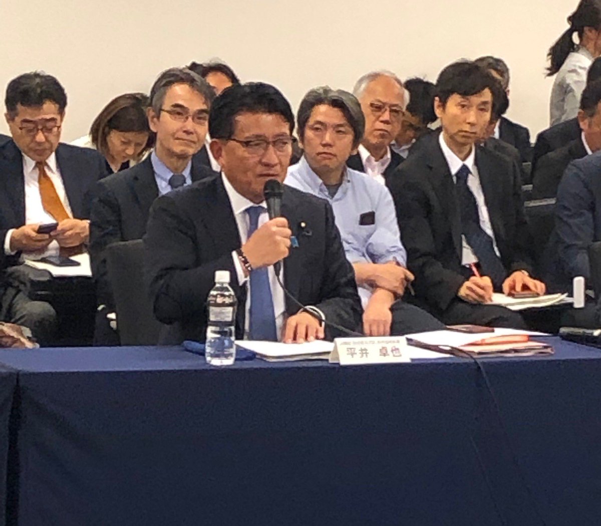 内閣府 En Twitter ムーンショット型研究開発制度に係るビジョナリー会議 第２回 を開催し 産業界から期待を伺い ムーンショット目標策定の考え方等について議論しました なお 本制度での解決を期待する社会課題等を募集中です 5 7 火 13 00まで 奮ってご