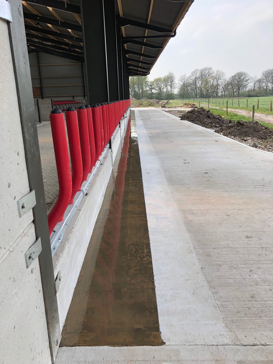 ConceptCowhouse's tweet photo. Recent feedline coating completed nr Preston #increasedintakes @McloughlinRhys @boyle_ronan @RWGContracts https://t.co/N7XOTVJfax