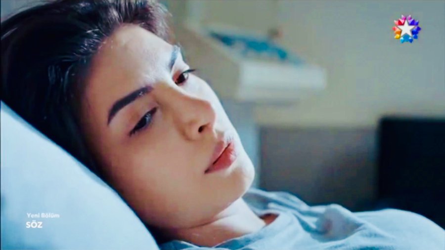 Bettyybom's tweet photo. Güçlü savci derya ve yetenekli oyuncu denizbaysal 👏
"Derya çok güçlü bir kadın bence atlaticak" 💪🏻
#YavDer #Derya #Söz #DenizBaysal https://t.co/YSnywO2d8M