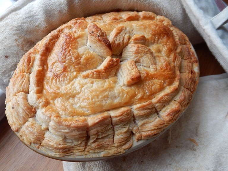 GN_Espace's tweet photo. #sailing north .@sailscotland this summer? .@TasteofShetland  recommends Reestit Mutton Pie with carrots, neeps and taaties. The perfect meal for hungry crew from https://t.co/RKEDZdUBQj - inspiring local cooking with GN Espace.
#yachtgalley #TheOceanChef #SailingRecipes https://t.co/ypE3BeexCY