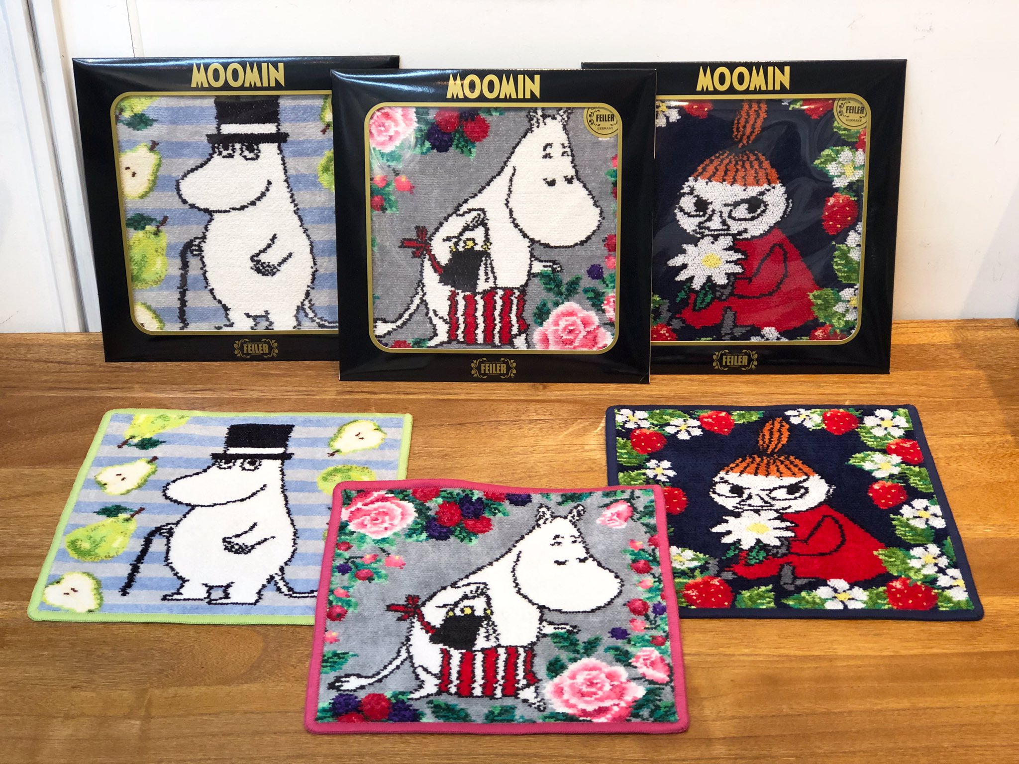 Peikko Web 実店舗 公式 Peikkoアンテナショップです フェイラーハンカチ の新柄が明日4 24発売になります 待ち焦がれていた方も多いのでは 今回はムーミンママ ムーミンパパ リトルミイの３種類です これは 大切な方への贈り物大本命